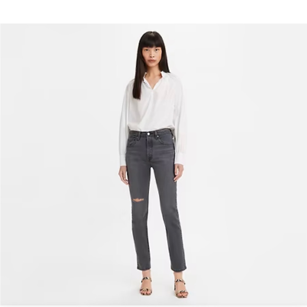 NWT Levi’s 501 Skinny jeans.  Size 28